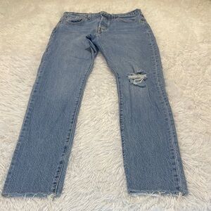 Levi's Light Blue Women's Skinny Jeans DISTRESSED SIZE 29/32 S